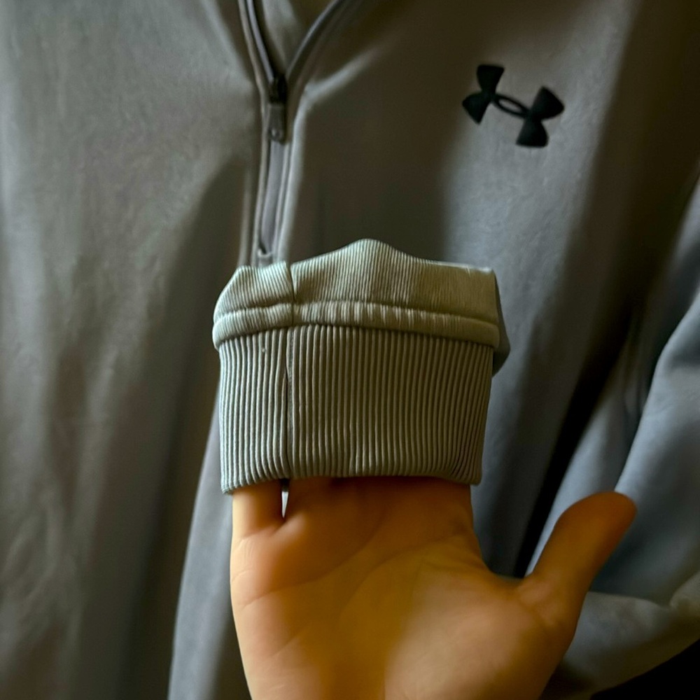 Never been worn! - Picture 3 of 4